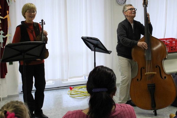 2025-10-25 Familienkonzert Garatenschauch und Sax (10a)