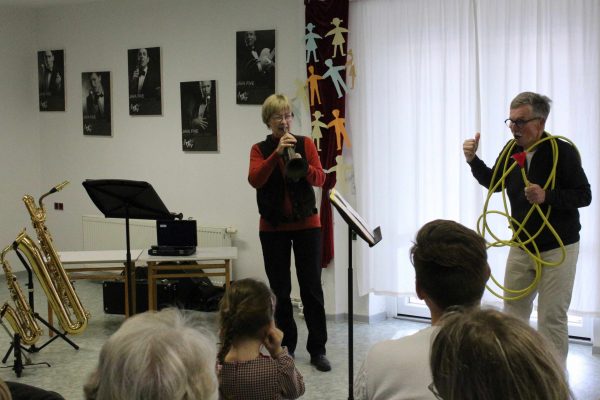 2025-10-25 Familienkonzert Garatenschauch und Sax (5a)