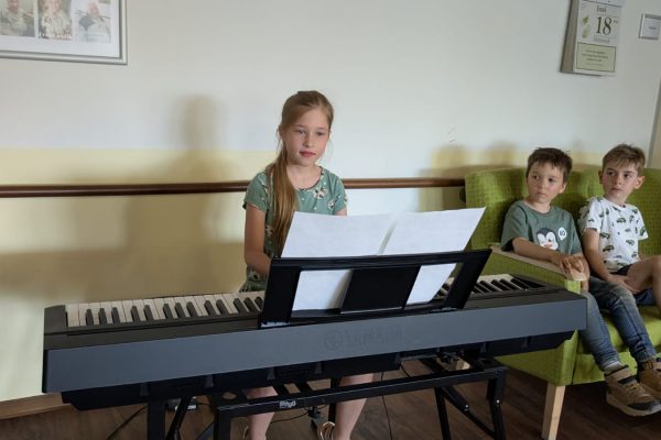 2025-06-18 Kozert im Altenheim (7)